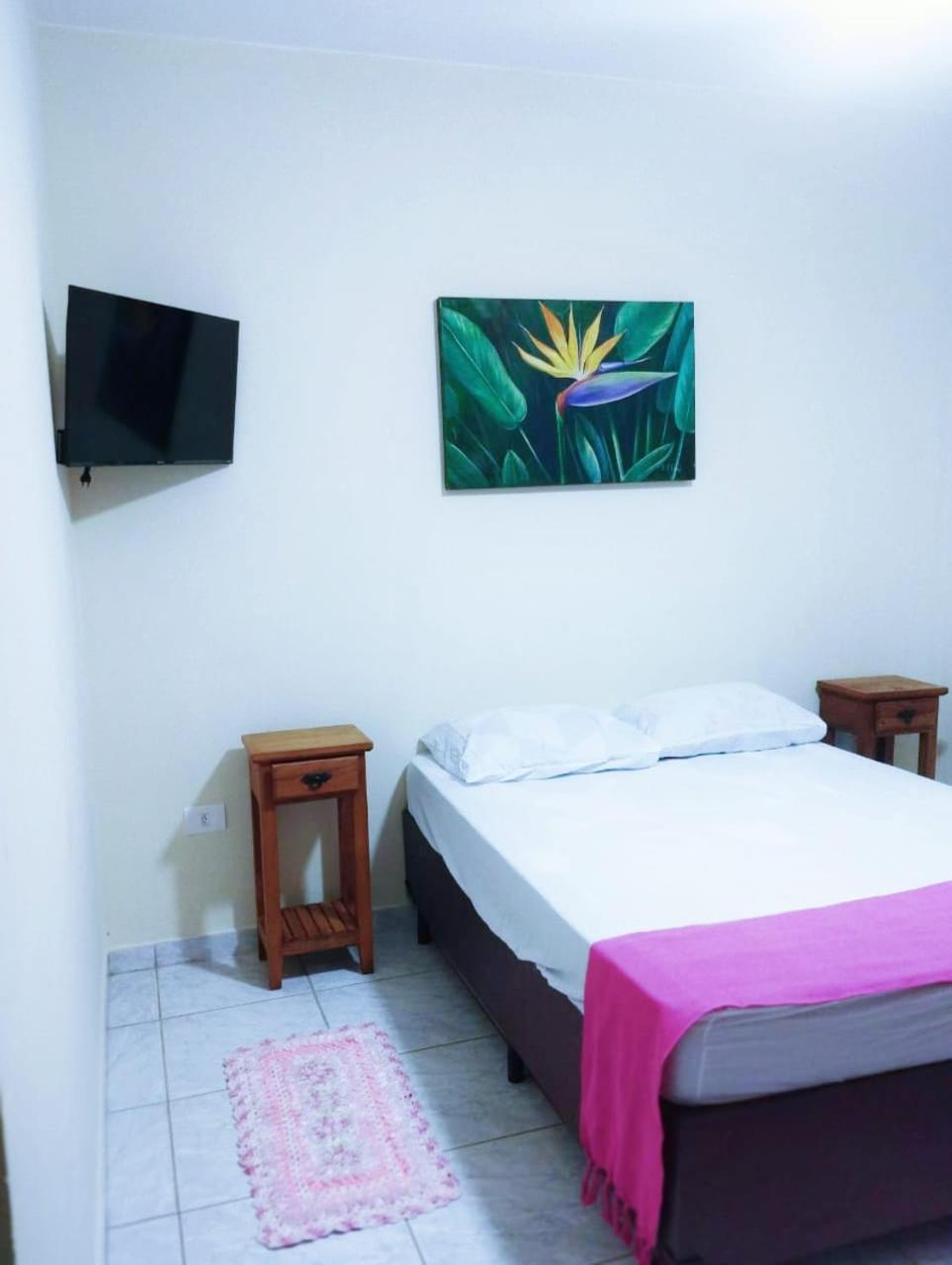 Hotel Pousada Peruíbe Esterno foto